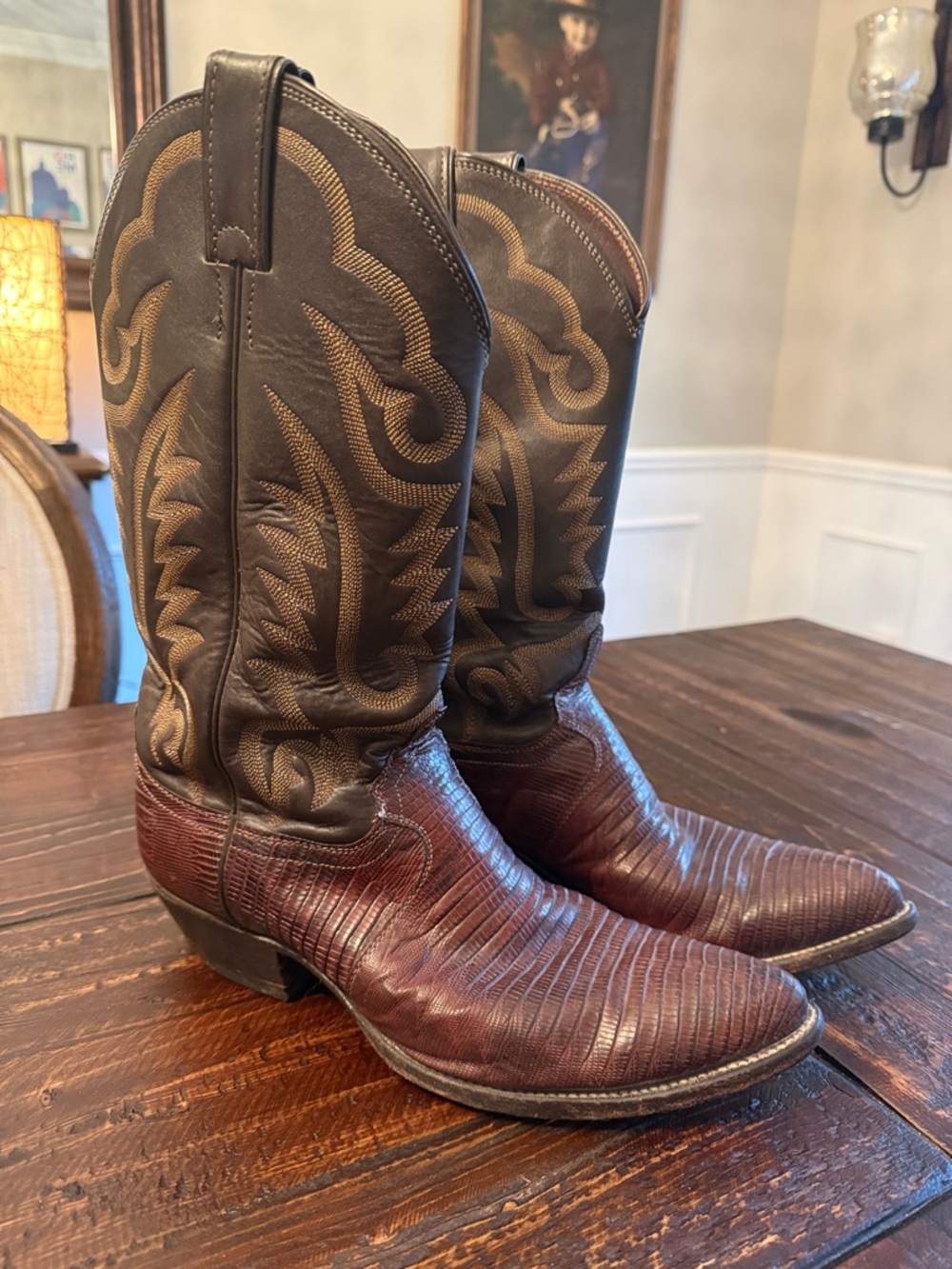 JUSTIN Vintage Lizard Skin Cowboy Boots, Mens size 10 D